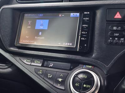 2015 Toyota Aqua - Thumbnail
