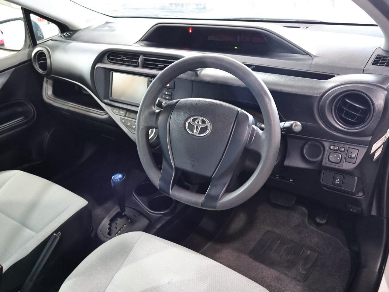 2015 Toyota Aqua