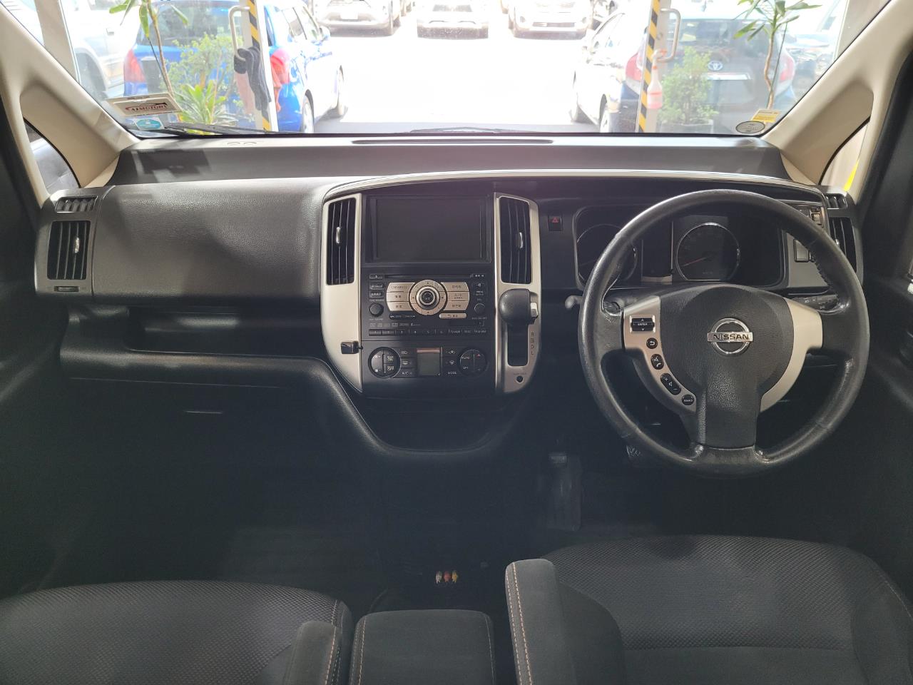 2008 Nissan Serena