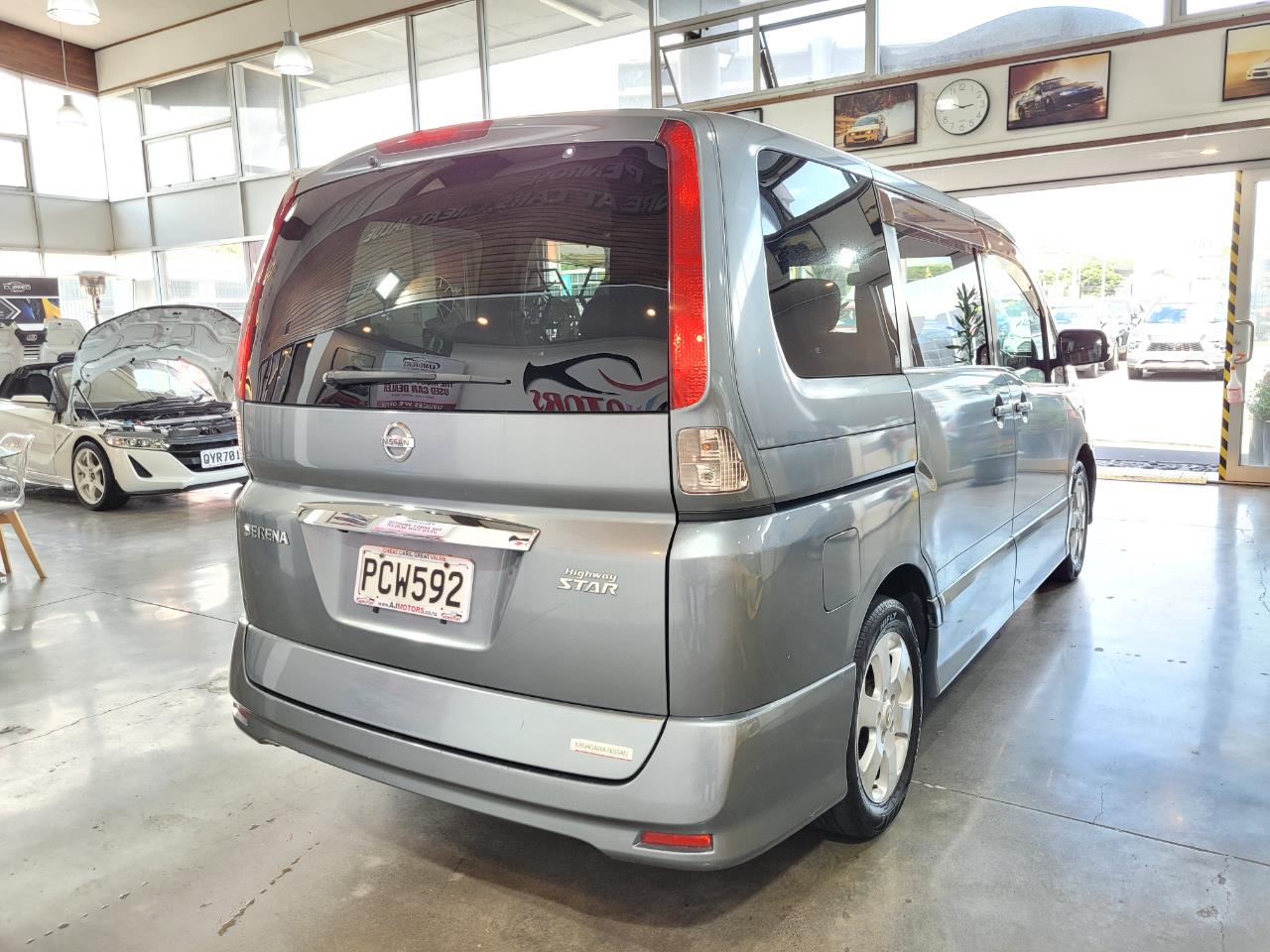 2008 Nissan Serena