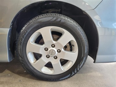 2008 Nissan Serena - Thumbnail