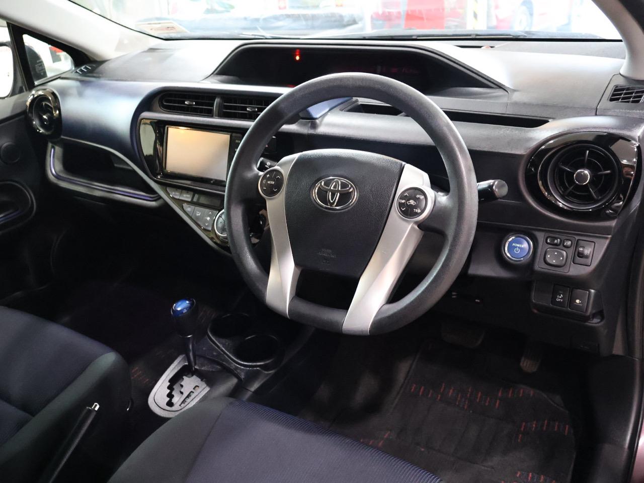 2015 Toyota Aqua