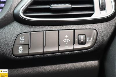2022 Hyundai i30 - Thumbnail