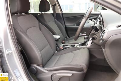 2022 Hyundai i30 - Thumbnail