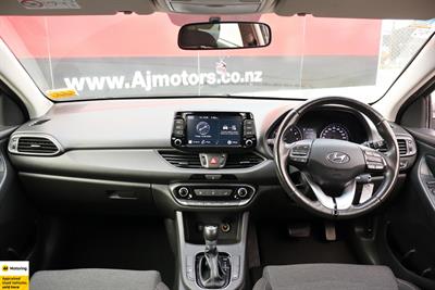 2022 Hyundai i30 - Thumbnail