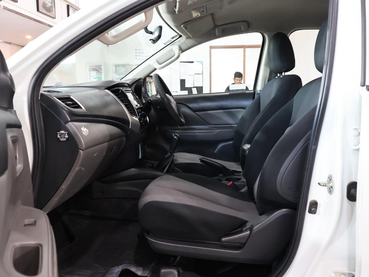 2017 Mitsubishi Triton