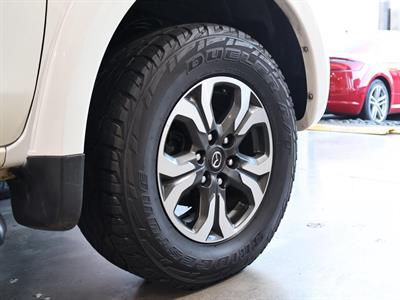 2017 Mitsubishi Triton - Thumbnail