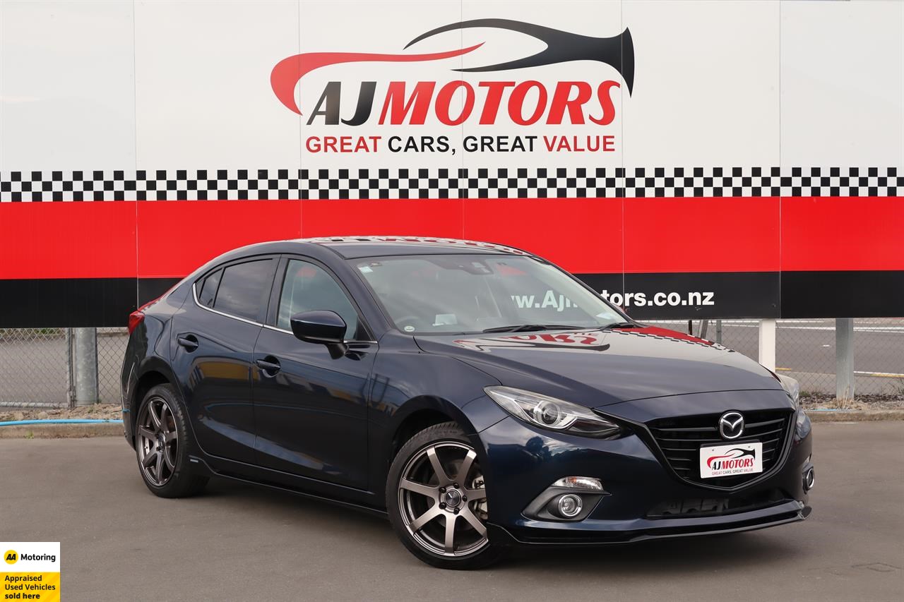2015 Mazda Axela