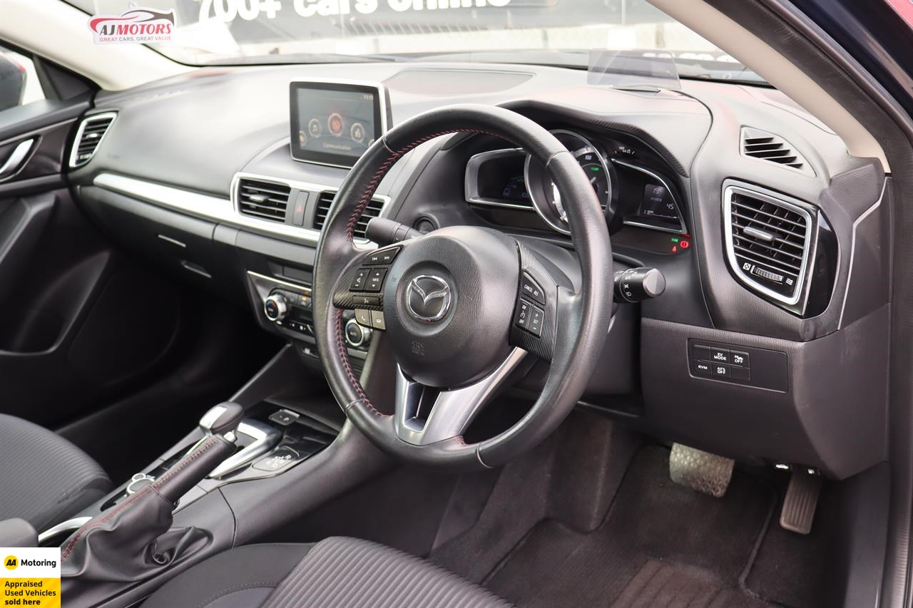 2015 Mazda Axela