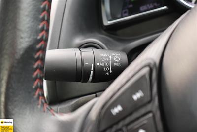 2015 Mazda Axela - Thumbnail