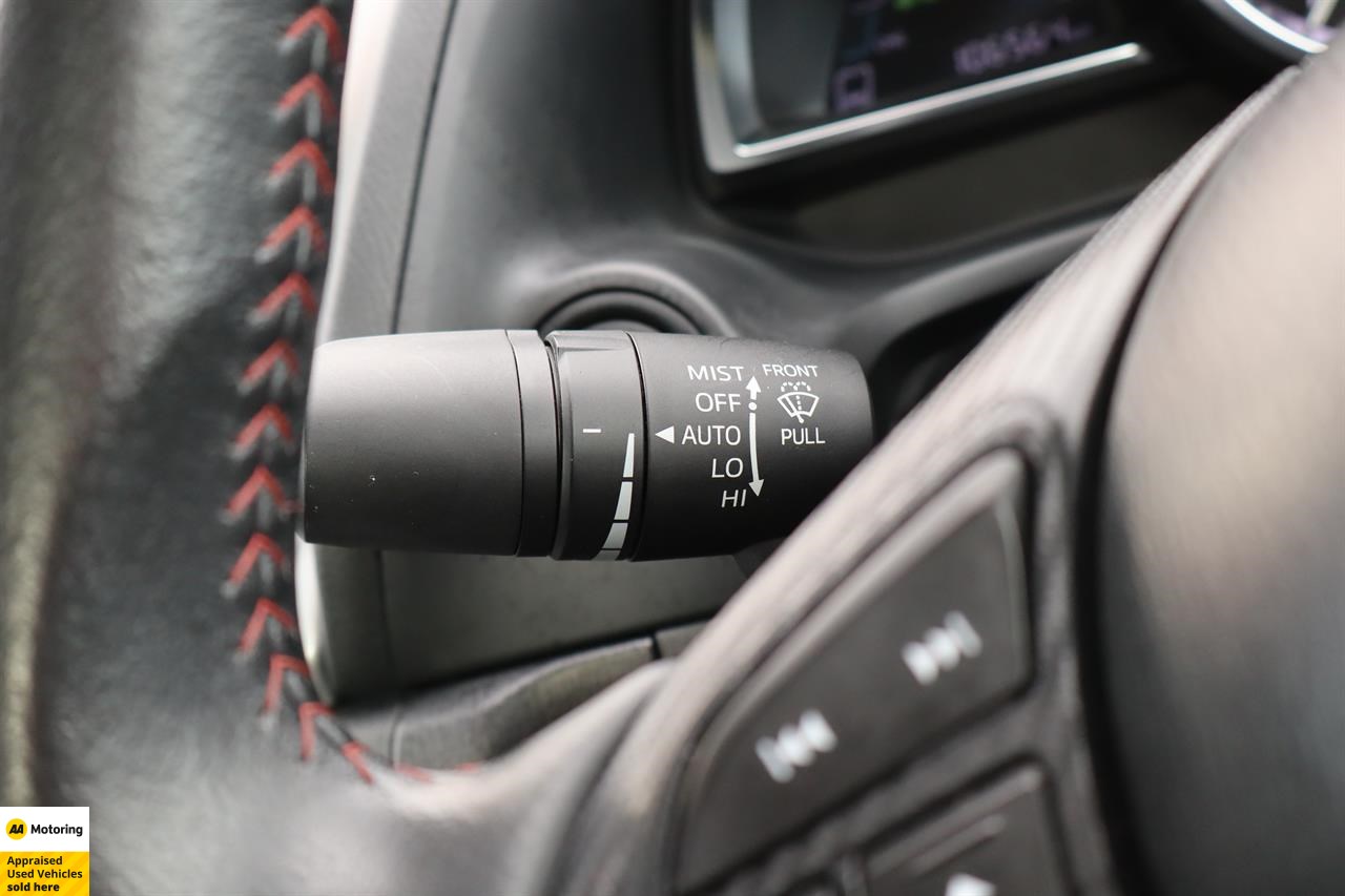 2015 Mazda Axela