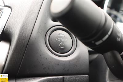 2015 Mazda Axela - Thumbnail