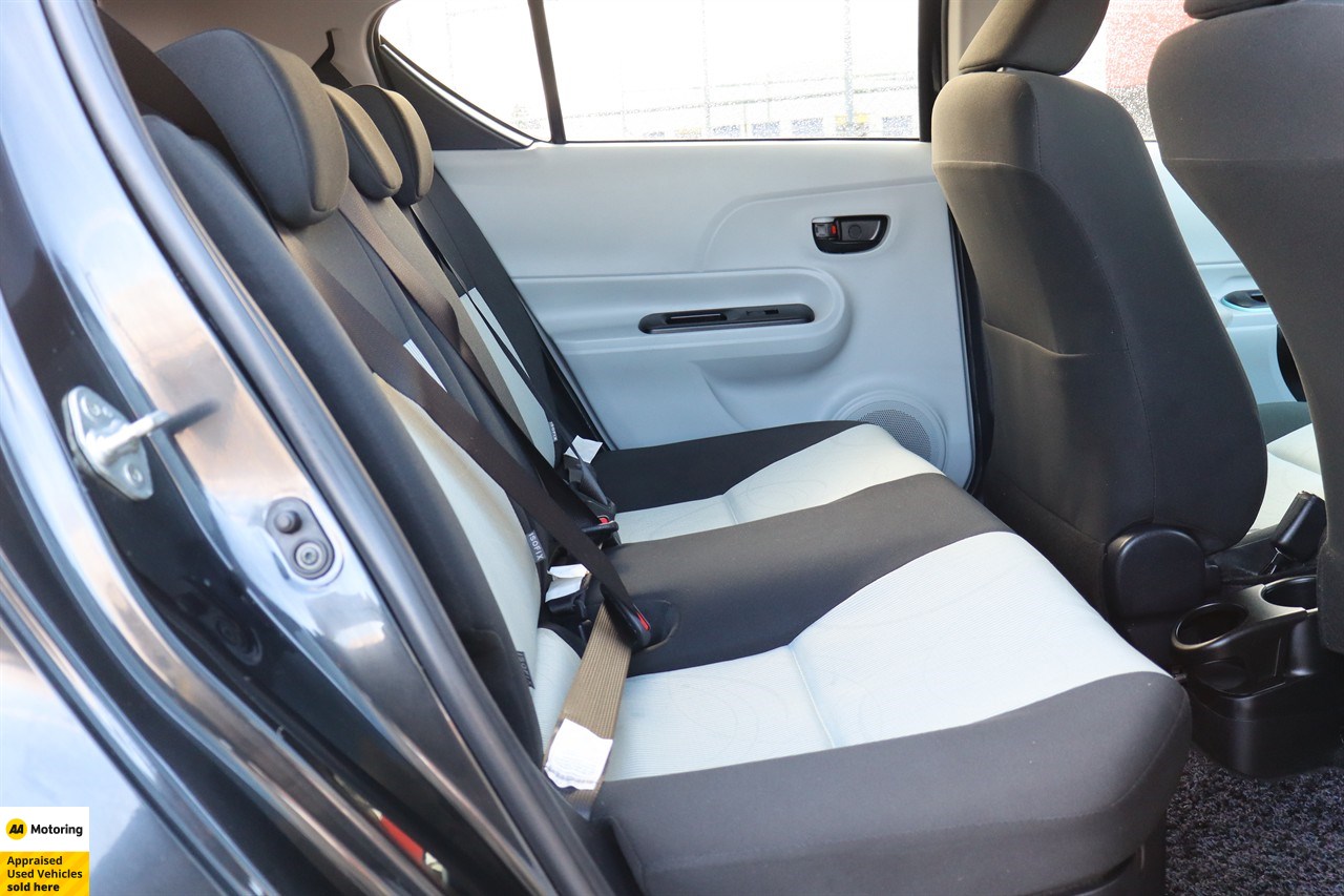 2012 Toyota Aqua