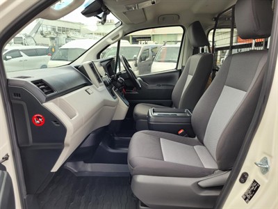 2021 Toyota Hiace - Thumbnail