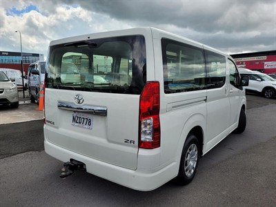 2021 Toyota Hiace - Thumbnail