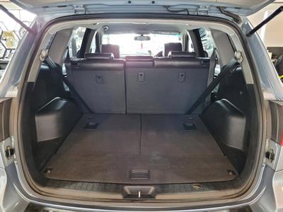 2009 Hyundai Santa Fe - Thumbnail