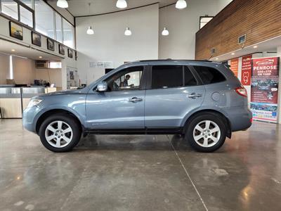 2009 Hyundai Santa Fe - Thumbnail