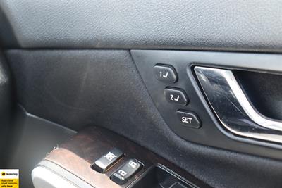 2014 Toyota Sai - Thumbnail