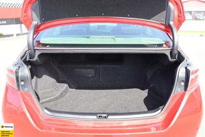 2014 Toyota Sai - Thumbnail