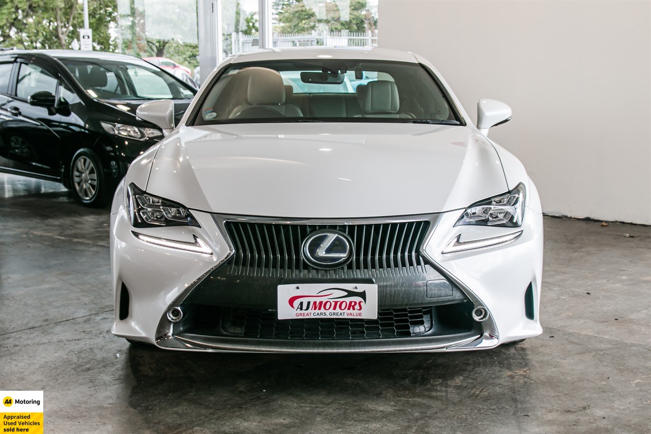 2016 Lexus RC300h