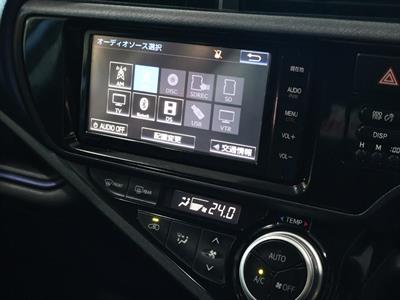 2015 Toyota Aqua - Thumbnail
