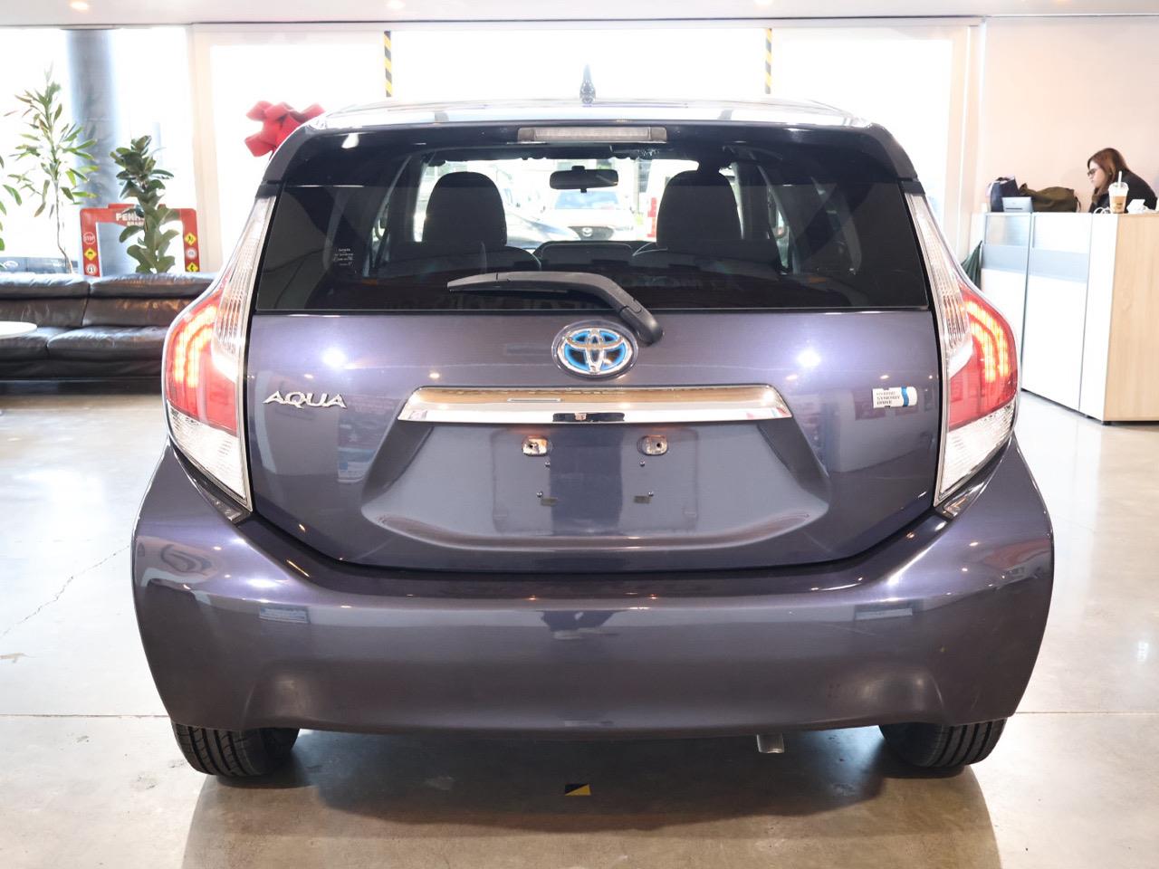 2015 Toyota Aqua