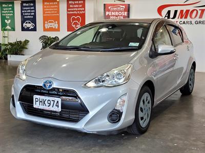 2017 Toyota Aqua - Thumbnail