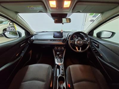 2017 Mazda Demio - Thumbnail