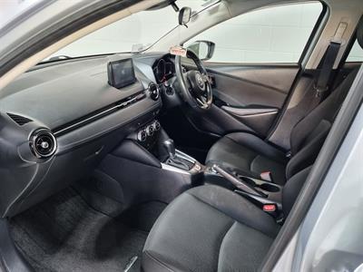 2017 Mazda Demio - Thumbnail