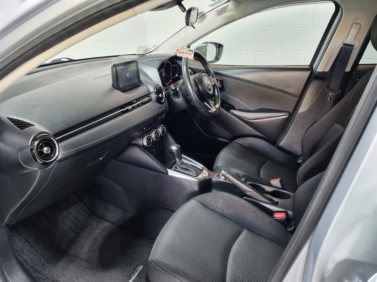2017 Mazda Demio