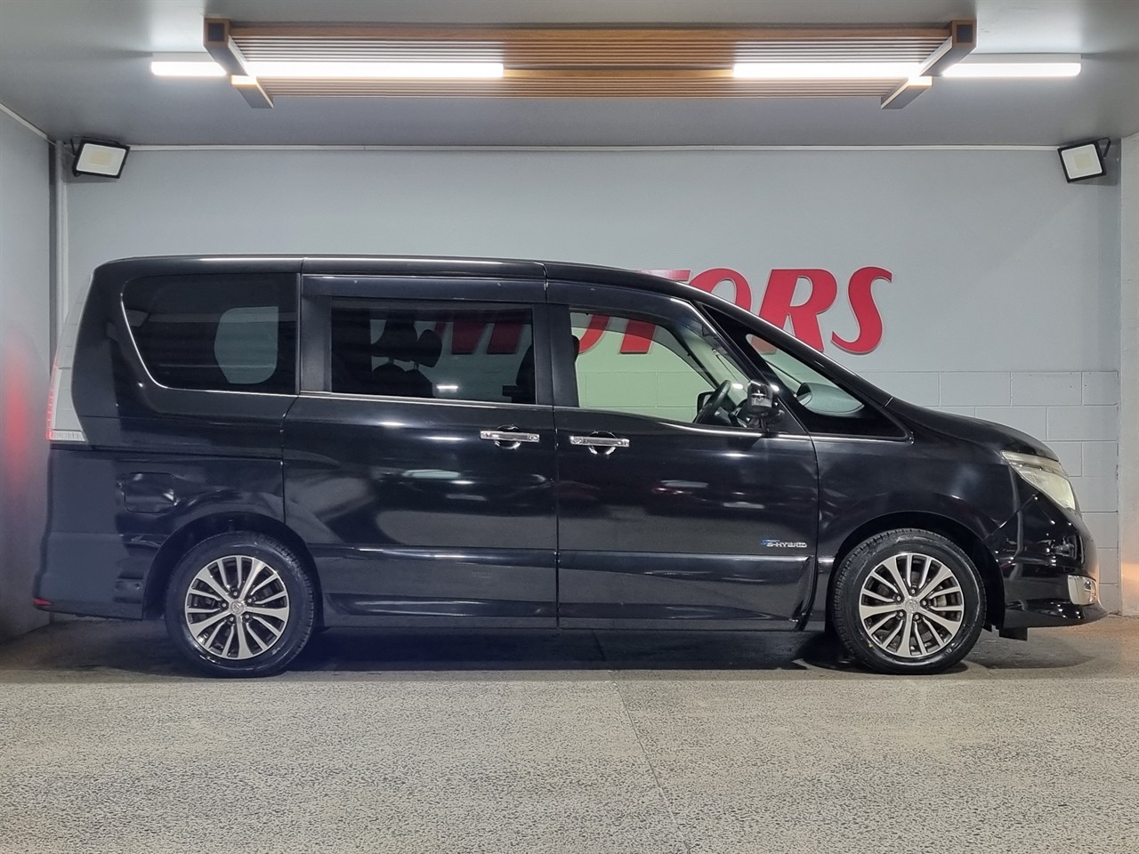 2015 Nissan Serena