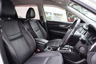 2016 Nissan X-Trail - Thumbnail