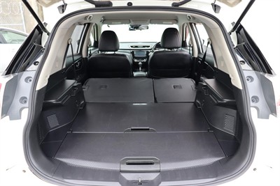 2016 Nissan X-Trail - Thumbnail