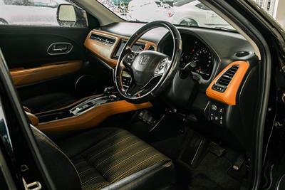 2017 Honda Vezel - Thumbnail