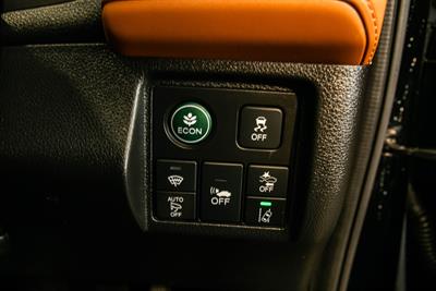 2017 Honda Vezel - Thumbnail