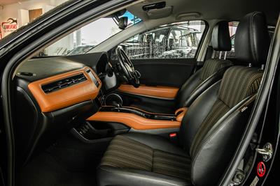 2017 Honda Vezel - Thumbnail