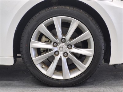 2014 Lexus IS - Thumbnail