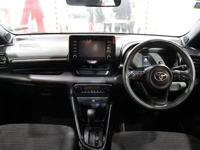 2021 Toyota Yaris - Thumbnail