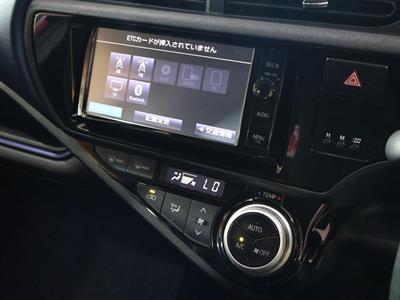 2015 Toyota Aqua - Thumbnail