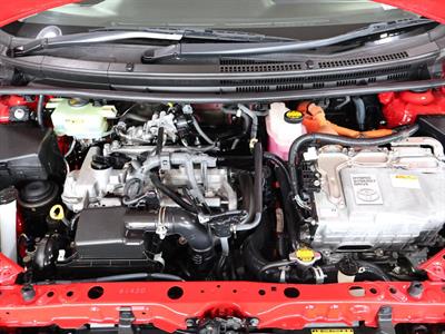 2015 Toyota Aqua - Thumbnail