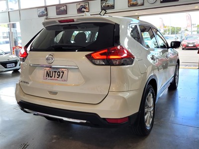 2021 Nissan X-Trail - Thumbnail