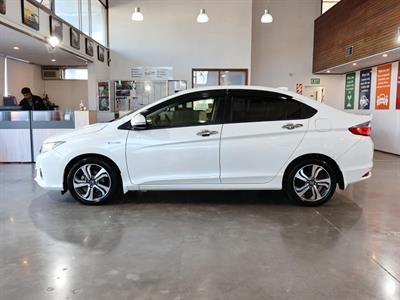 2015 Honda Grace - Thumbnail