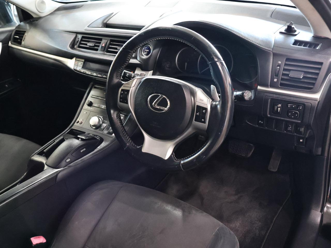 2011 Lexus CT 200h