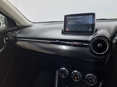 2015 Mazda Demio - Thumbnail