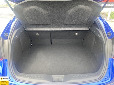 2019 Toyota C-HR - Thumbnail