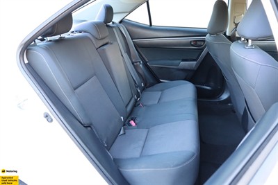 2017 Toyota Corolla - Thumbnail