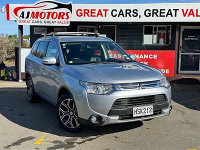 2014 Mitsubishi Outlander - Thumbnail