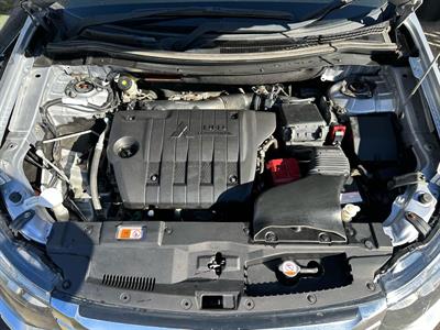 2014 Mitsubishi Outlander - Thumbnail