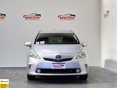 2013 Toyota Prius - Thumbnail