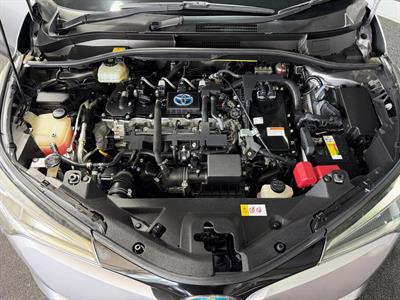 2018 Toyota C-HR - Thumbnail